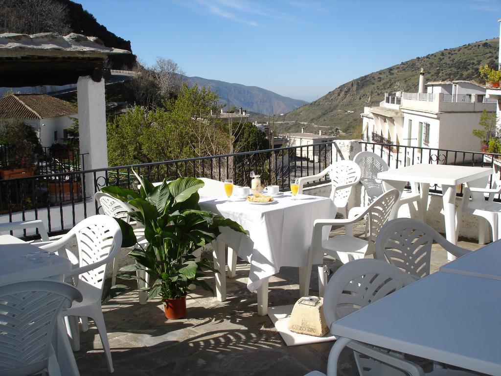 Hostal Pampaneira Exterior photo