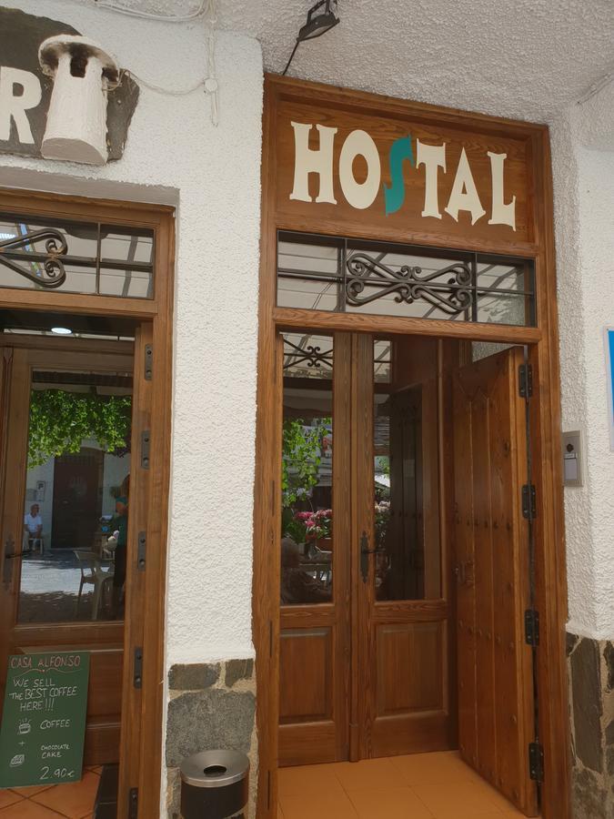 Hostal Pampaneira Exterior photo